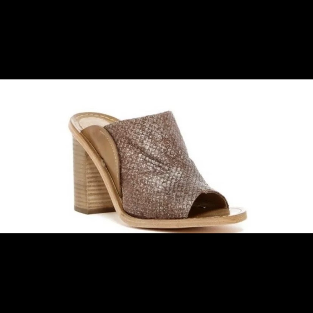 Free People 39 9 Gray Phantom Mules Snakeskin